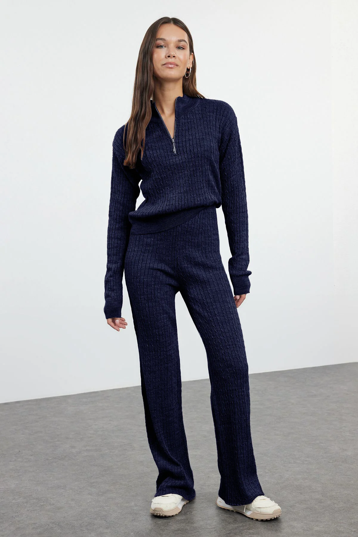 Bild von Trendyol Collection Marineblaues Strickpullover- Und Hosen-set – Reißverschluss, für Damen - L