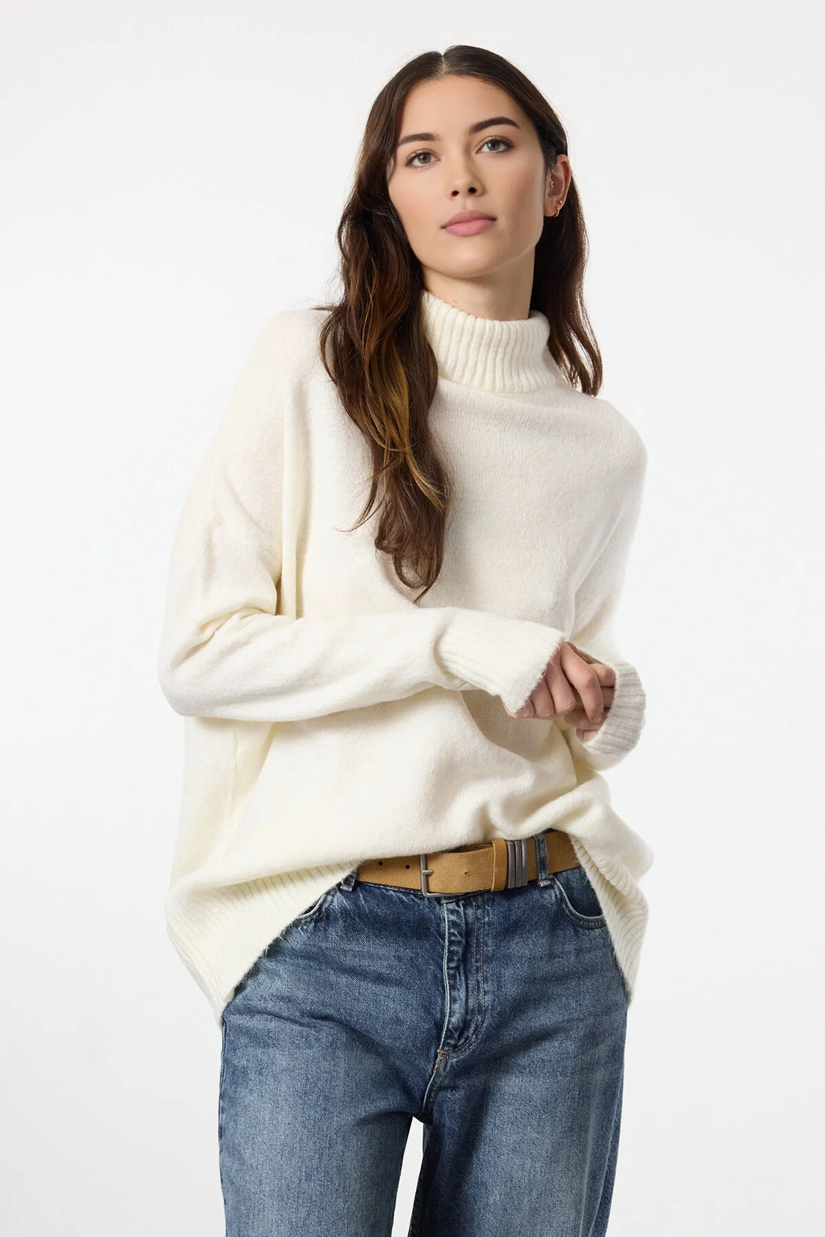 Bild von Trendyol Collection Ecru*001 Weit Geschnittener, Weicher Strickpullover Mit Stehkragen für Damen - S