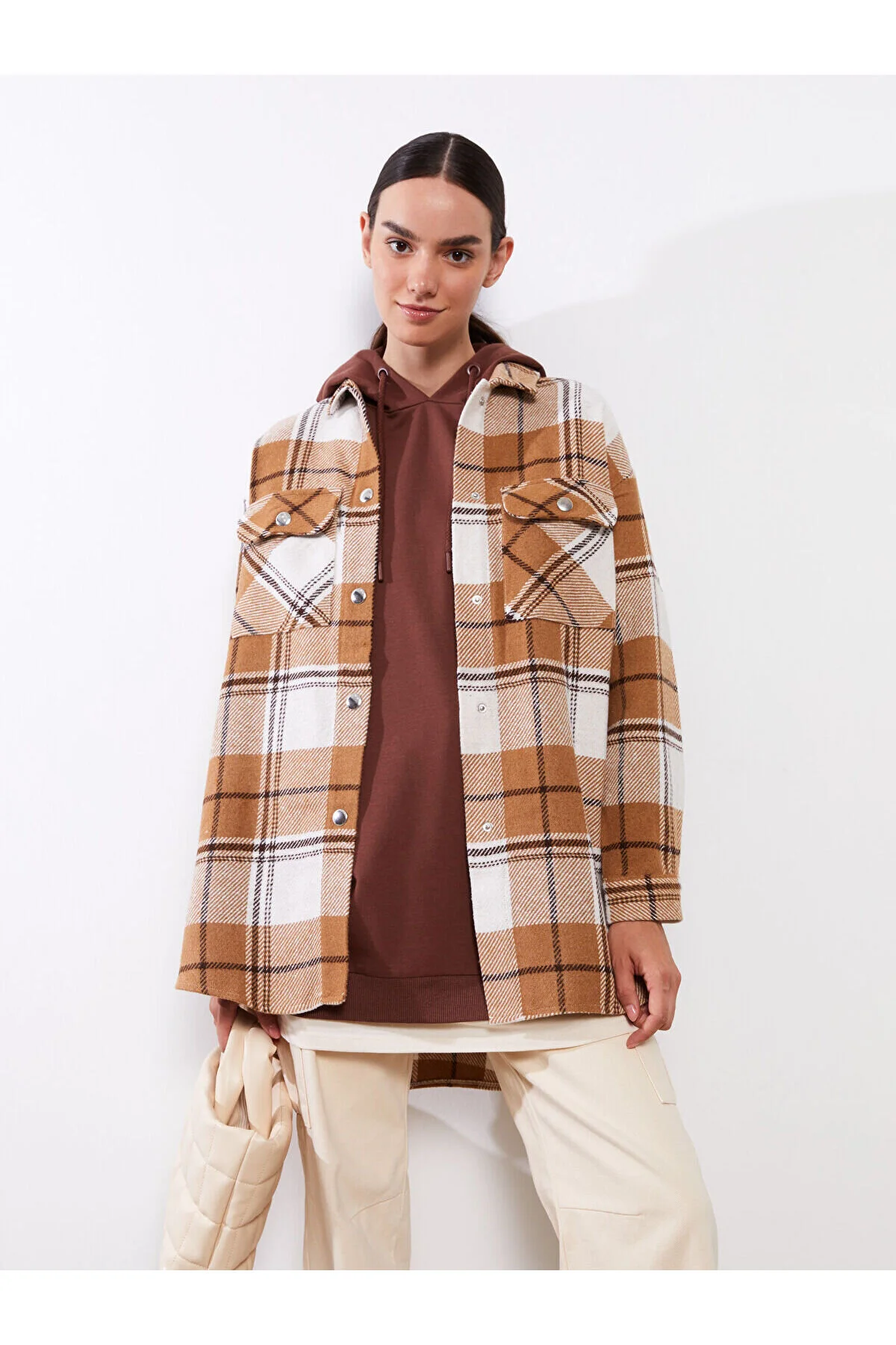 Bild von LC Waikiki Lcw Plaid Langarm-flanell-holzfäller-hemdjacke für Damen - 38
