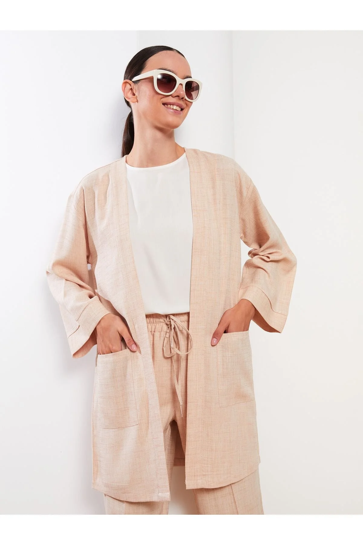 Bild von LC Waikiki Kimono Mit Schalkragen für Damen - XS-S