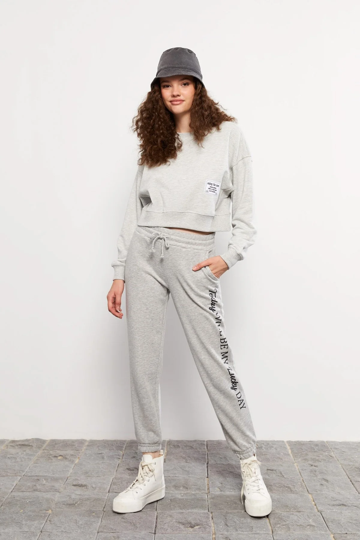 Bild von LC Waikiki Jogginghose /mädchen für Damen - XL