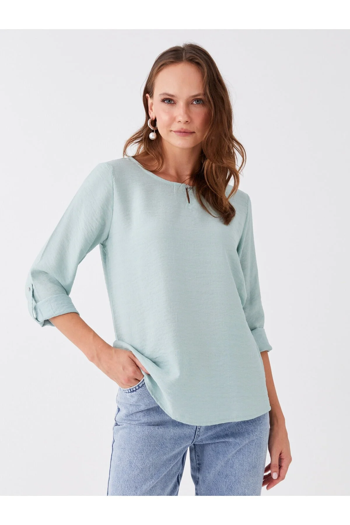 Bild von LC Waikiki Langärmlige Bluse Mit Rundhalsausschnitt für Damen - 48