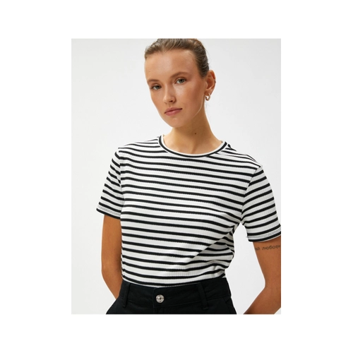 Bild von Koton T-shirt mit Rundhalsausschnitt und kurzen Ärmeln für Damen - S