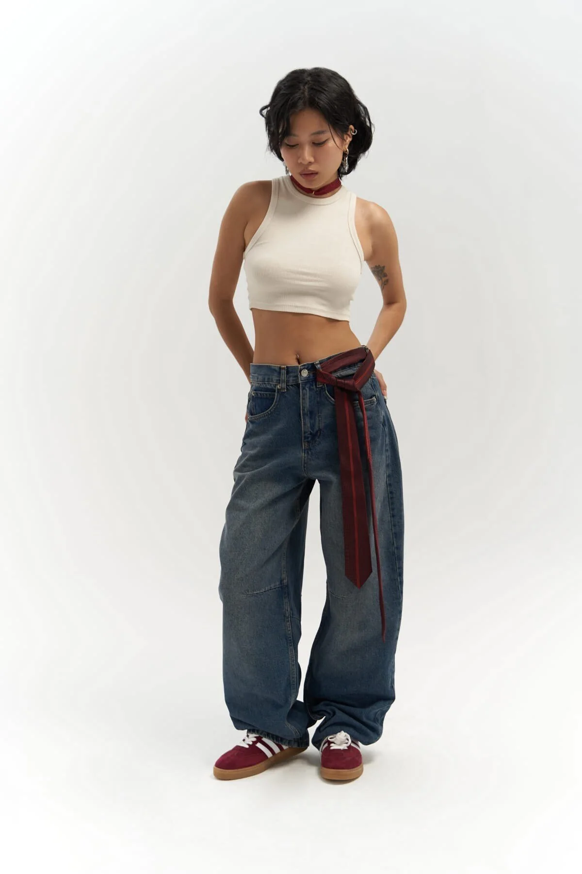 Bild von MAİ COLLECTİON Mai Collection Dex Dunkelblaue Jeanshose Mit Zerrissenem Detail für Damen - S