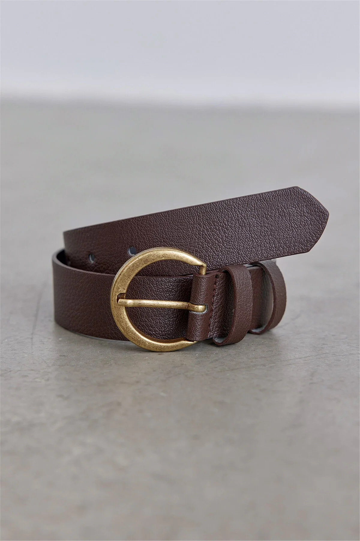 Bild von Suud Collection Gürtel Mit Schnalle In Bitterbraun Mit Goldoxid für Damen - 40
