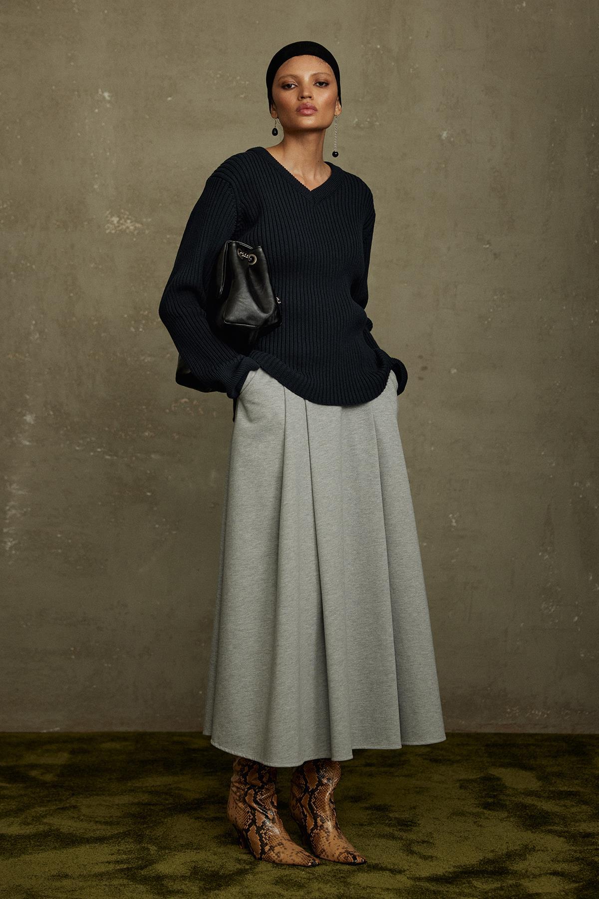 Bild von Suud Collection Marineblauer Roll-pullover Mit V-ausschnitt für Damen - 38
