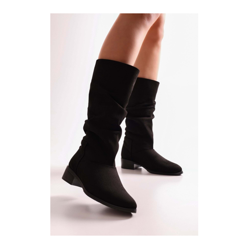 Bild von Shoeberry Flache Stiefel „jerica“ Aus Schwarzem Wildleder Mit Zwickel