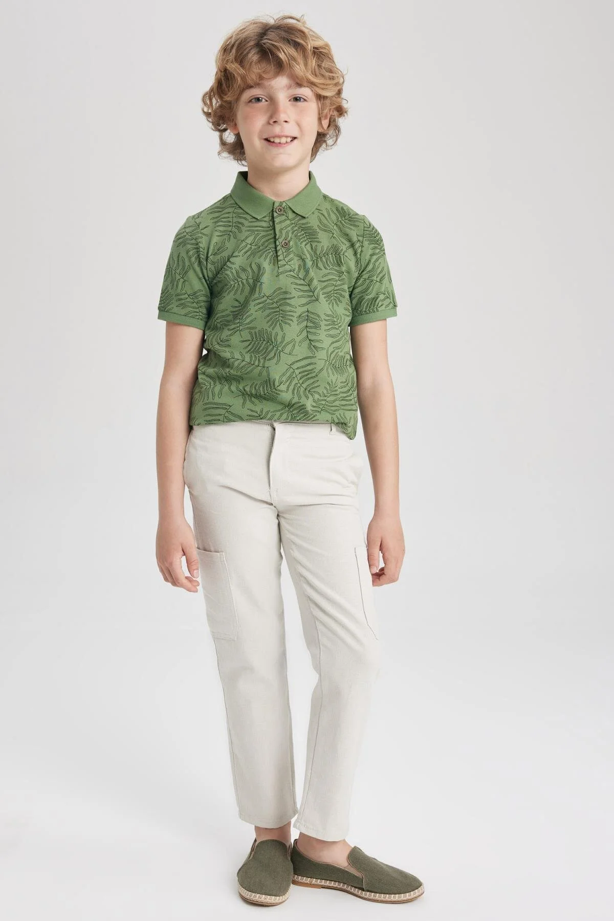 Bild von DeFacto Jungen Hose Mit Normalem Bein In Leinenoptik Z3191a623sm für Herren - 9–10 Jahre