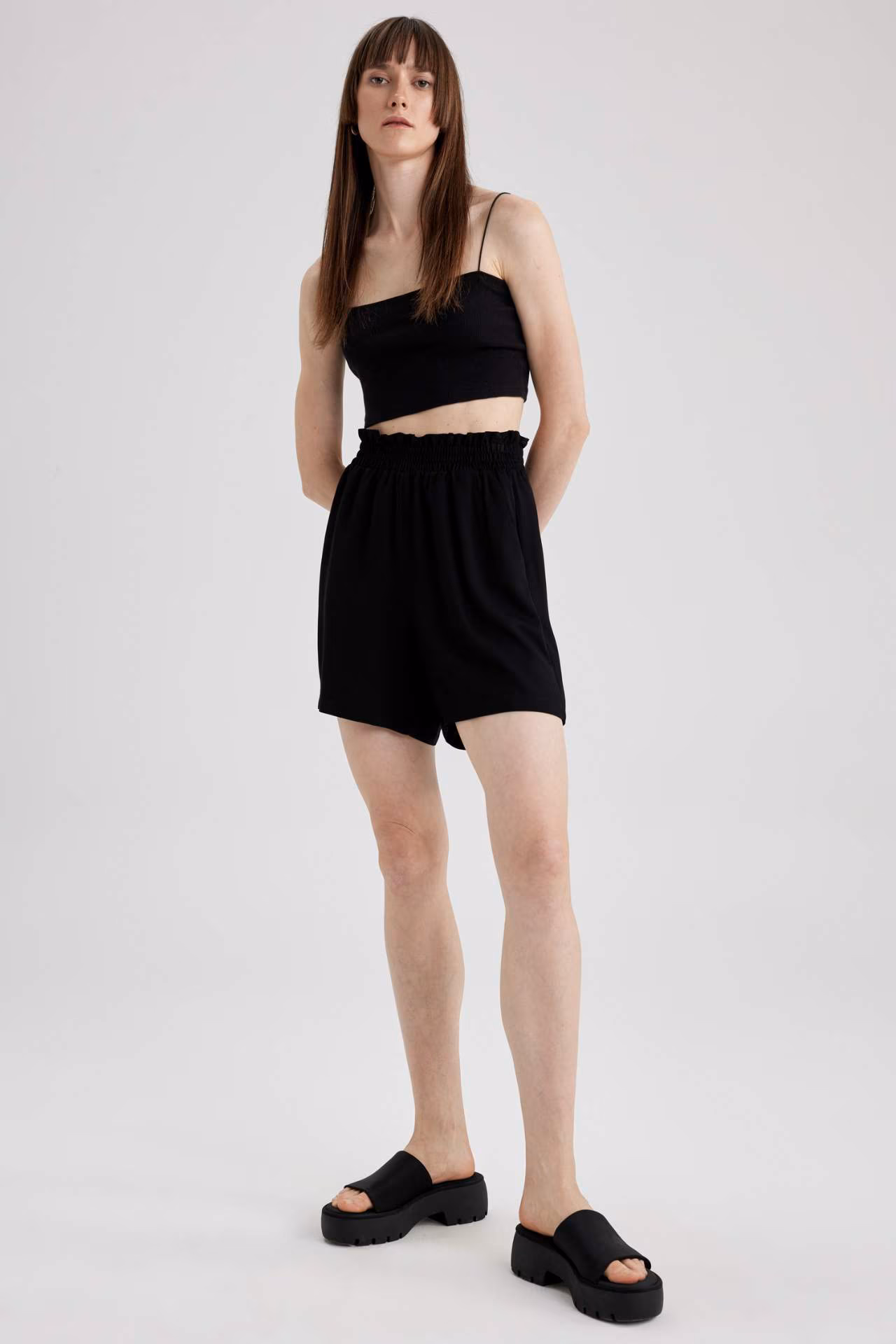 Bild von Damen Paperbag Shorts