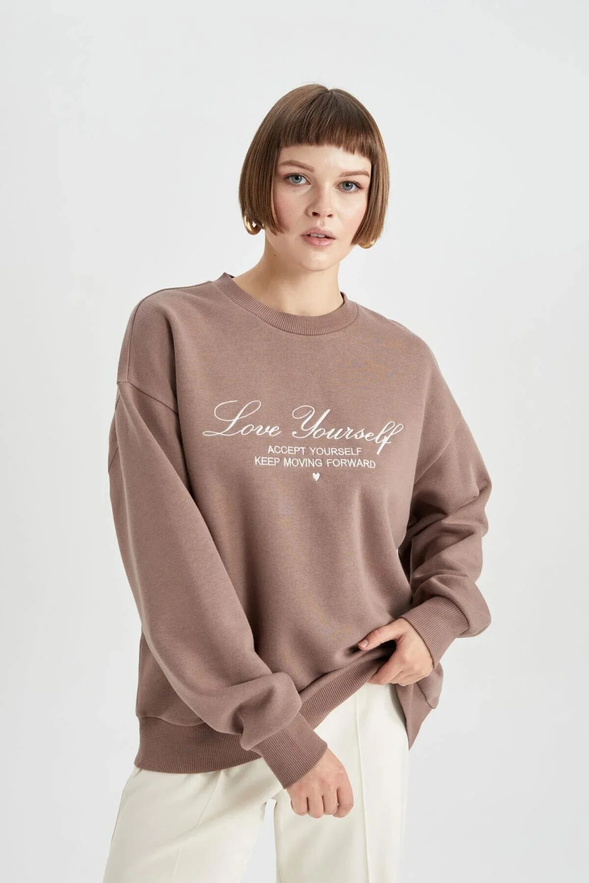Bild von DeFacto Sweatshirt Mit Rundhalsausschnitt Und Lockerem Schnitt Dick B4059ax23au für Damen - 2XL