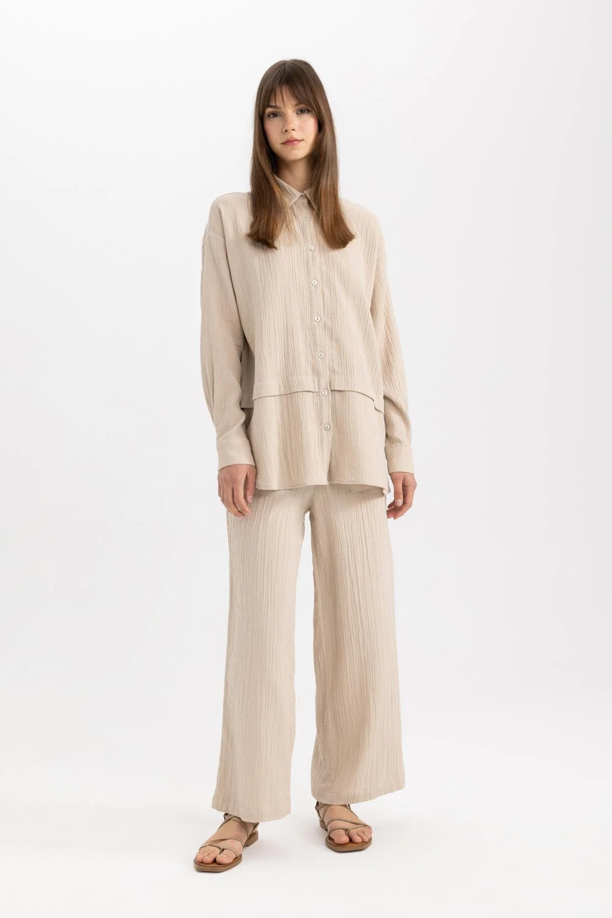 Bild von DeFacto Weites Bein, Weites, Weites Bein, Flexible Taille, Basic, Gerade Musselin-hose Z3340az24sp für Damen - 38