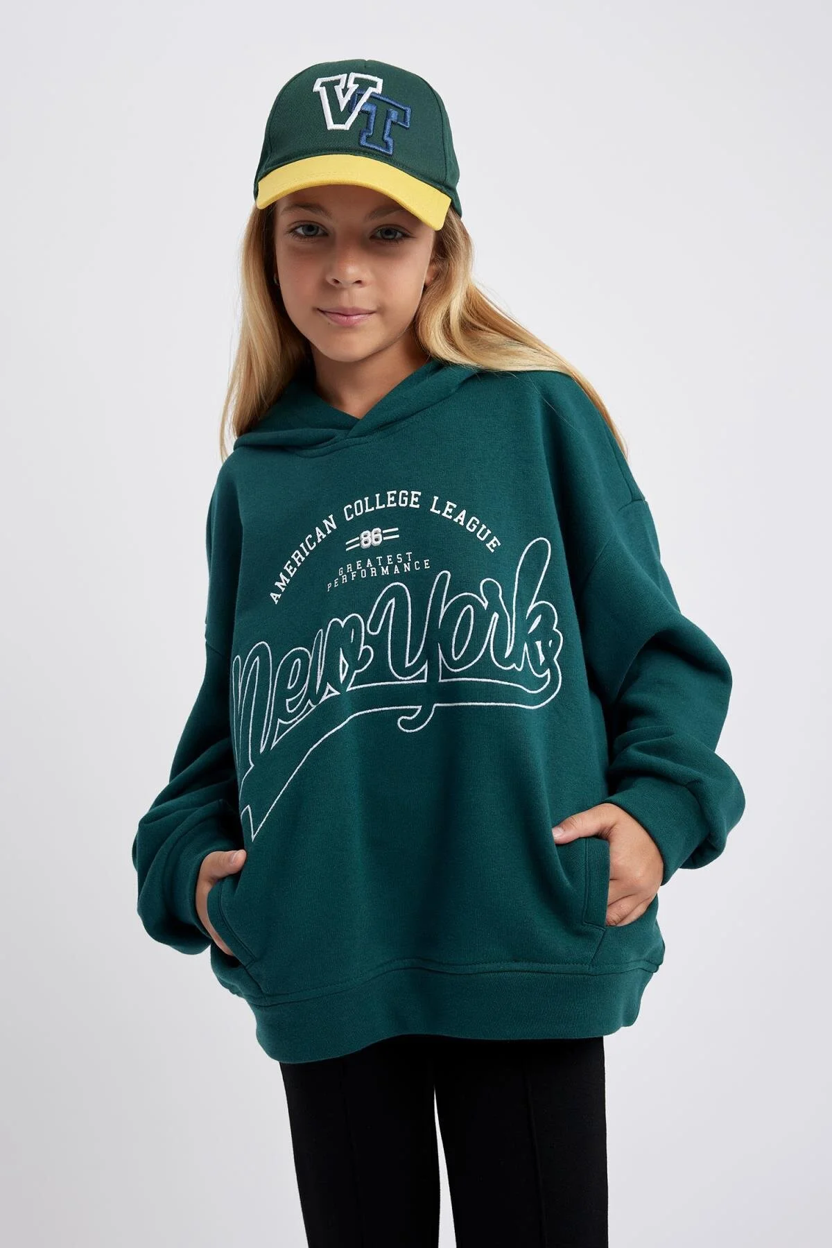 Bild von DeFacto Übergroßes Bedrucktes Kapuzen-sweatshirt Für Mädchen – A6157a823au für Damen - 7–8 Jahre