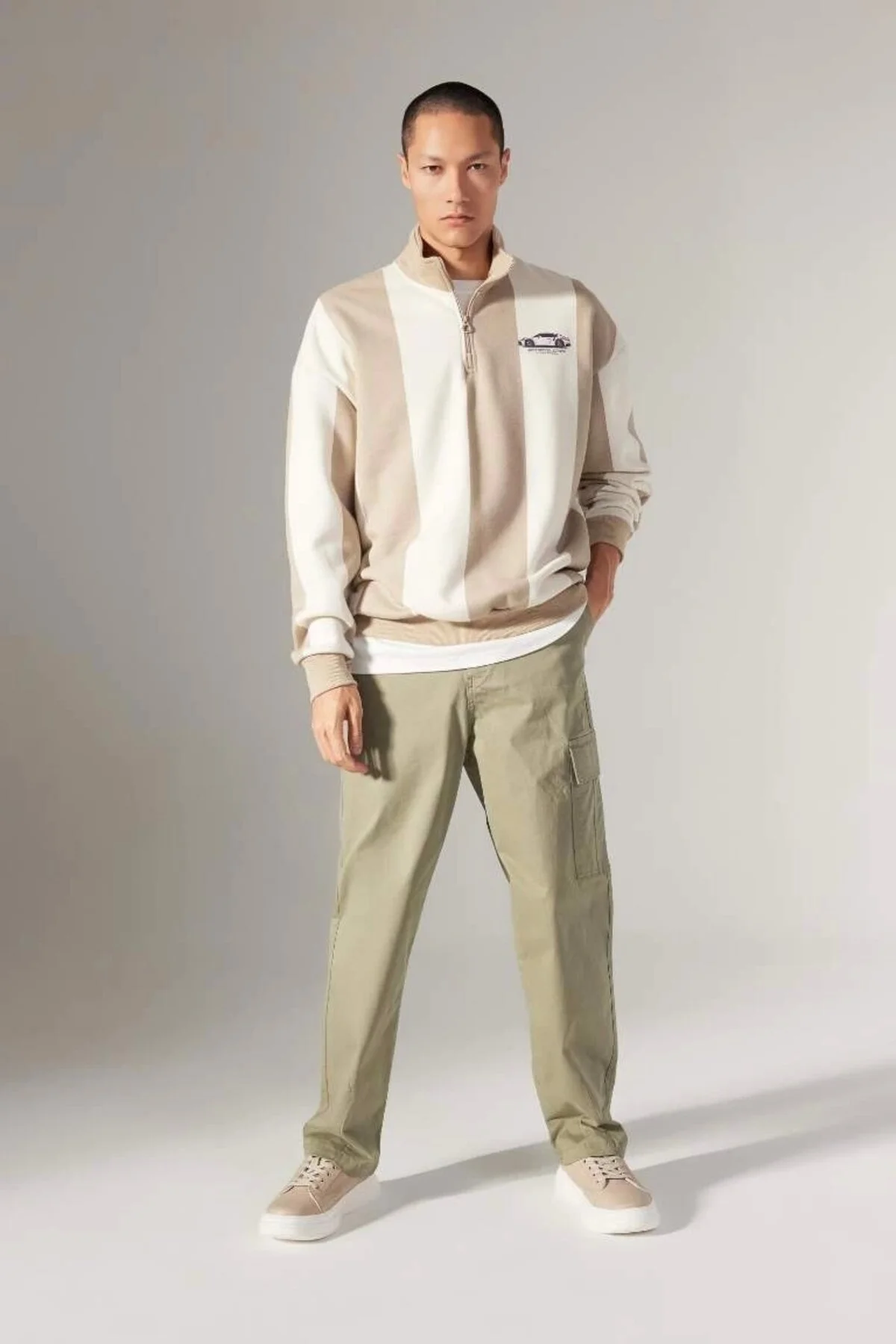 Bild von DeFacto Gabardine-hose, Baggy-passform, Gerades Bein Mit Taschen, B3664ax23au - 34/30