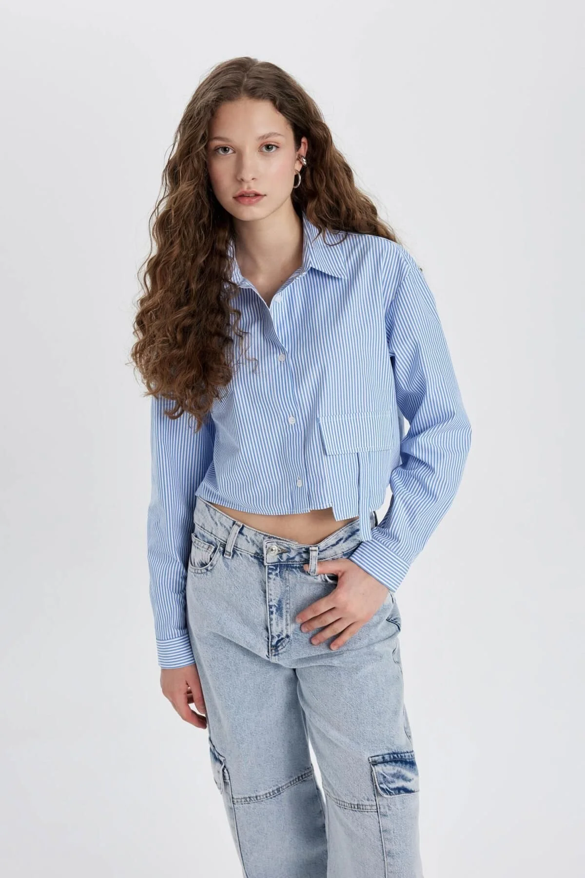 Bild von DeFacto Gestreiftes Oversize-hemd Aus Popeline – Langarm C4538ax24sp für Damen - XL