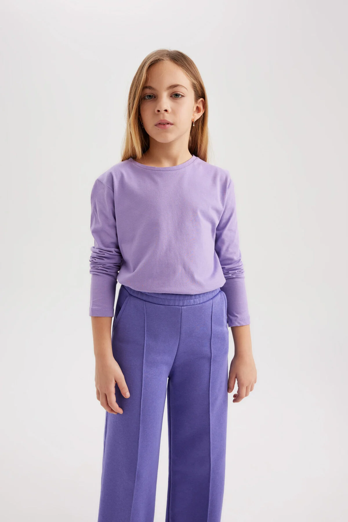 Bild von DeFacto Langärmliges Mädchen-t-shirt Mit Rundhalsausschnitt Und Normaler Passform für Damen - 5–6 Jahre