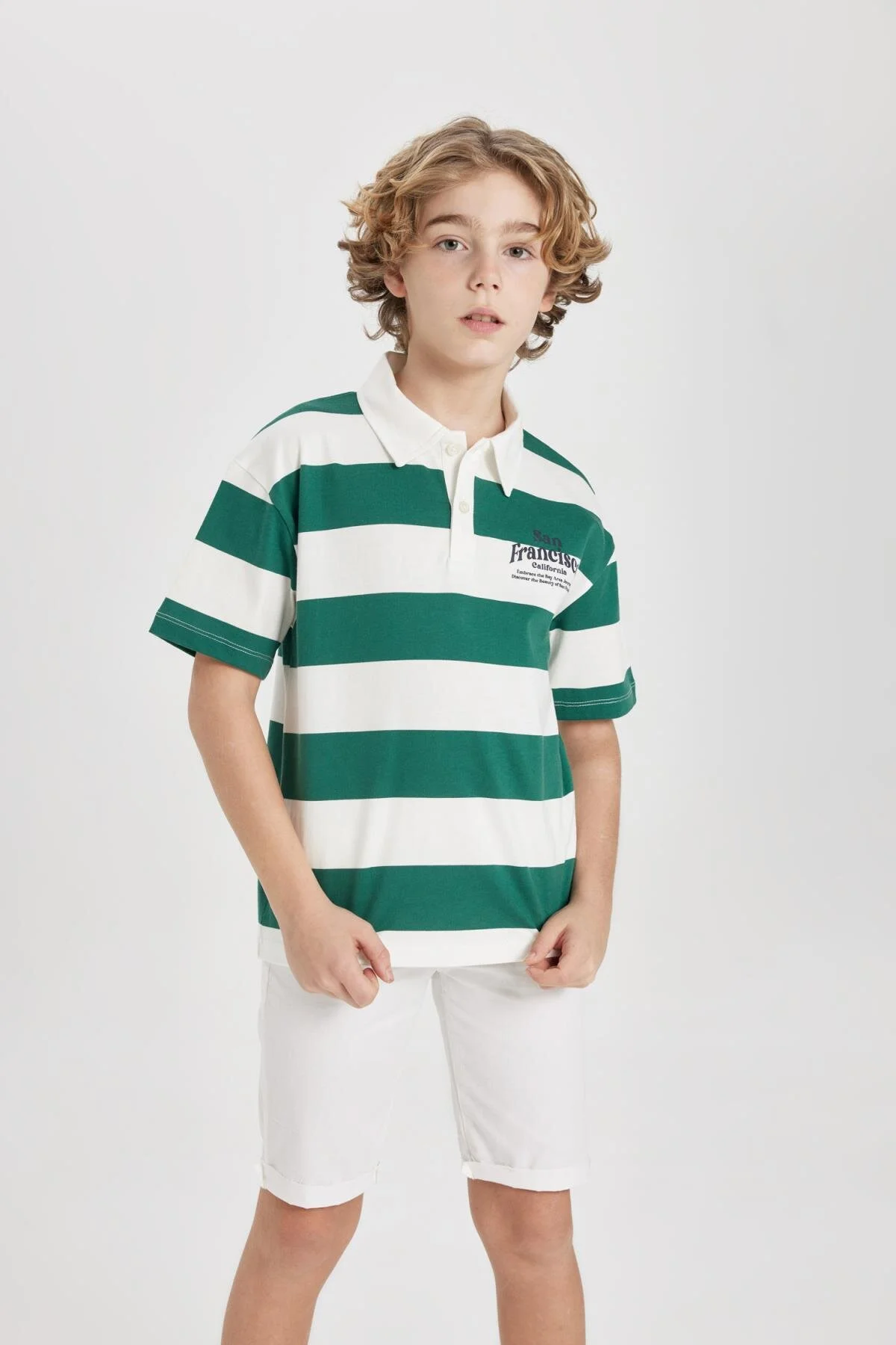 Bild von DeFacto Gestreiftes, Bedrucktes Oversize-poloshirt Für Jungen – Kurze Ärmel B9514a824sm für Herren - 5–6 Jahre