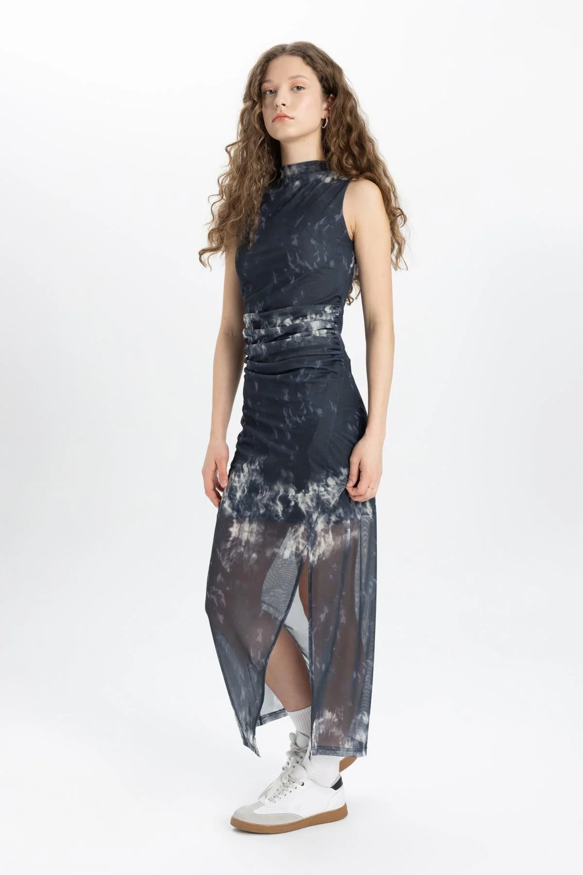 Bild von DeFacto Figurbetontes Maxikleid Mit Stehkragen Und Schlitz – Ärmellos, Tülldetail C3063ax24sp für Damen - S