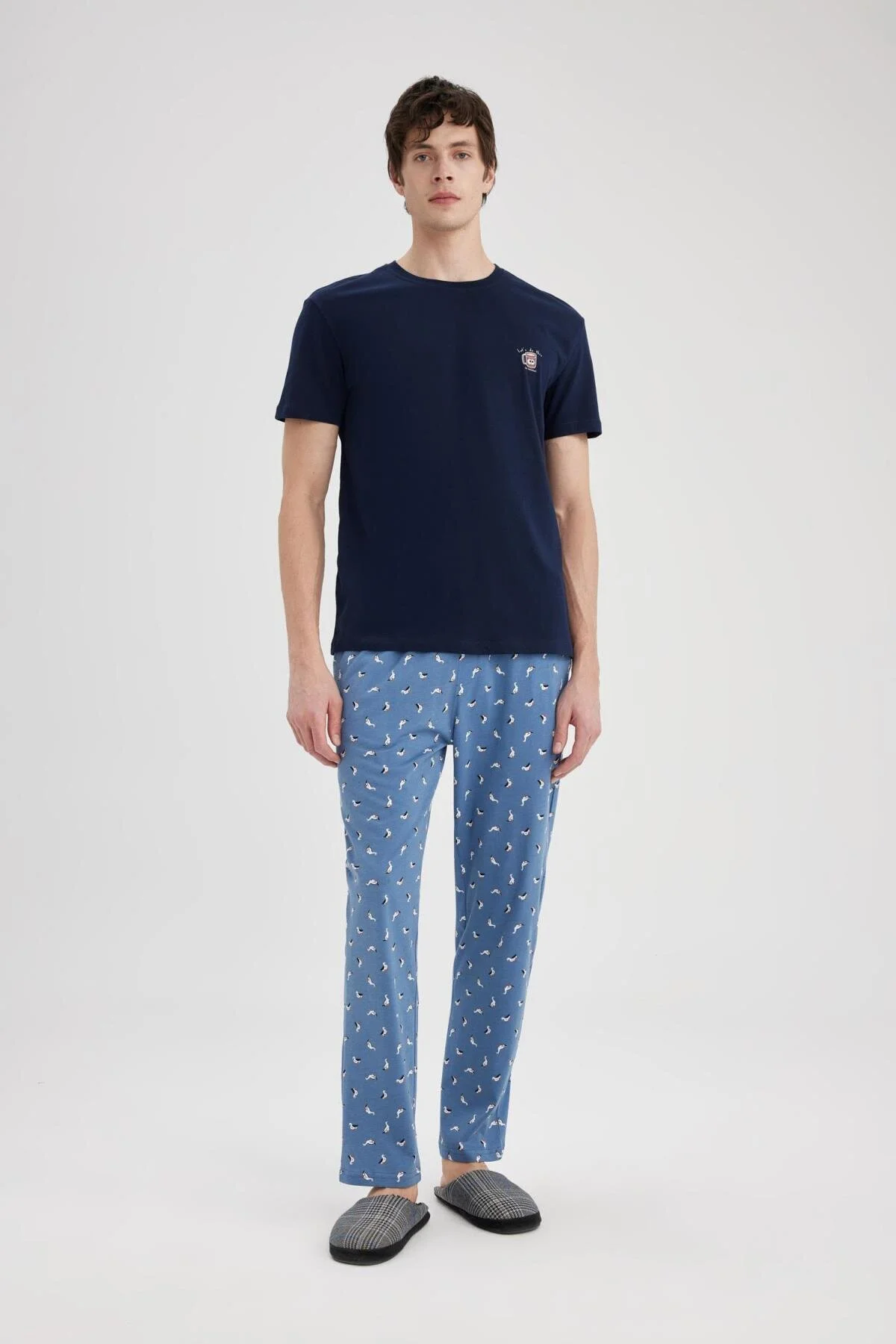 Bild von DeFacto Gemusterte Pyjamahose Mit Taschen In Normaler Passform B7252ax24sp für Herren - XL