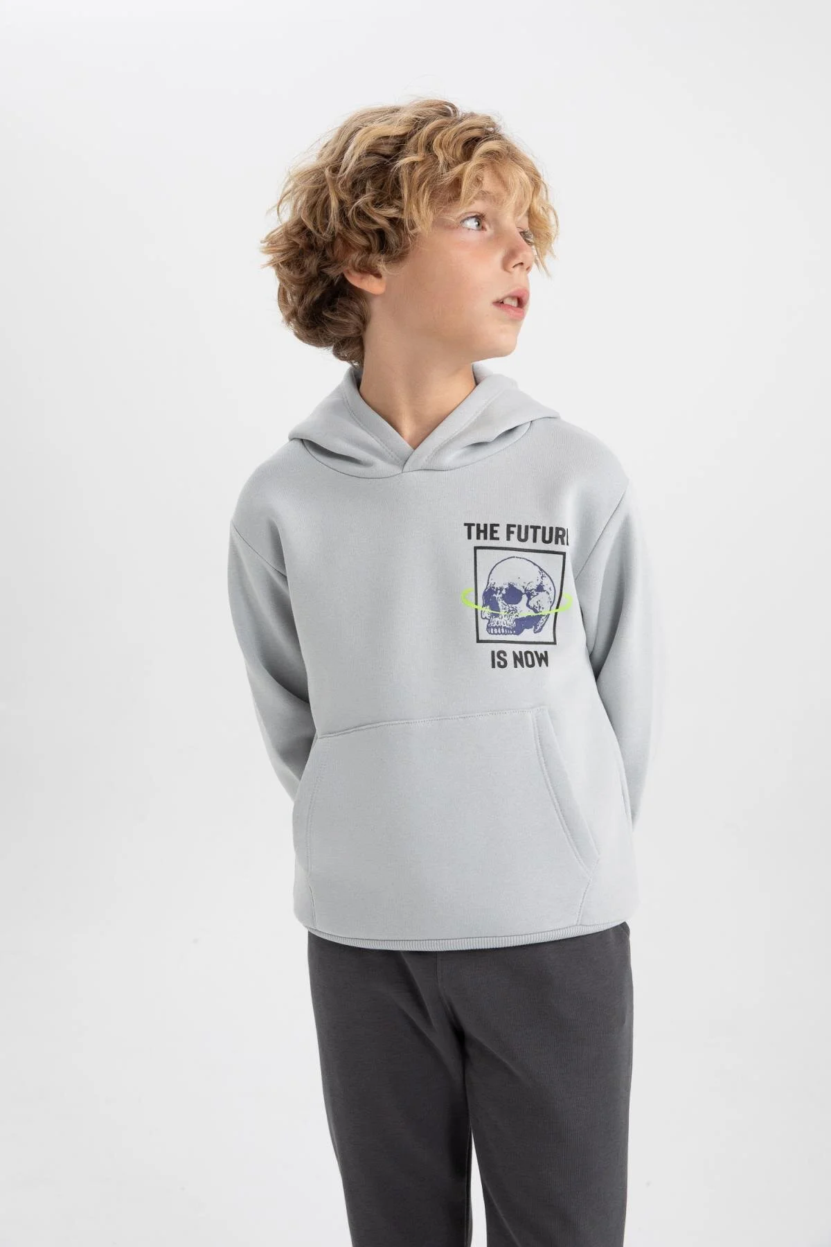 Bild von DeFacto Dickes Kapuzen-sweatshirt Mit Regulärer Passform Für Jungen für Herren - 9–10 Jahre
