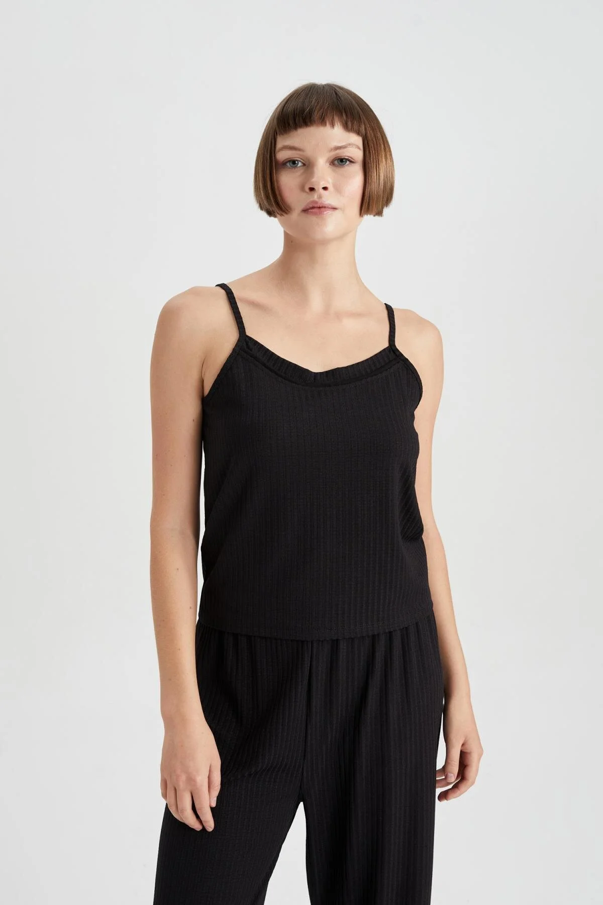 Bild von DeFacto Fall In Love Regular Fit Strappy Casual Pyjama Top B6560ax23au für Damen - XL