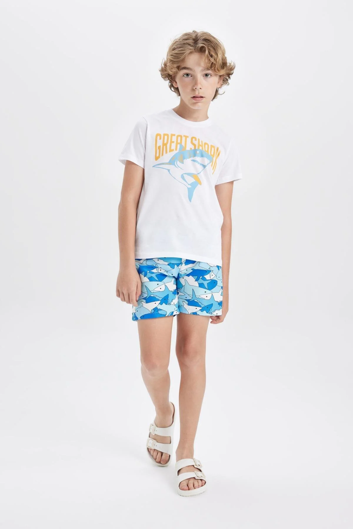 Bild von DeFacto Zweiteiliges Set Für Jungen – Bedrucktes T-shirt Mit Rundhalsausschnitt Und Badeshorts C4531a824hs für Herren - 9–10 Jahre