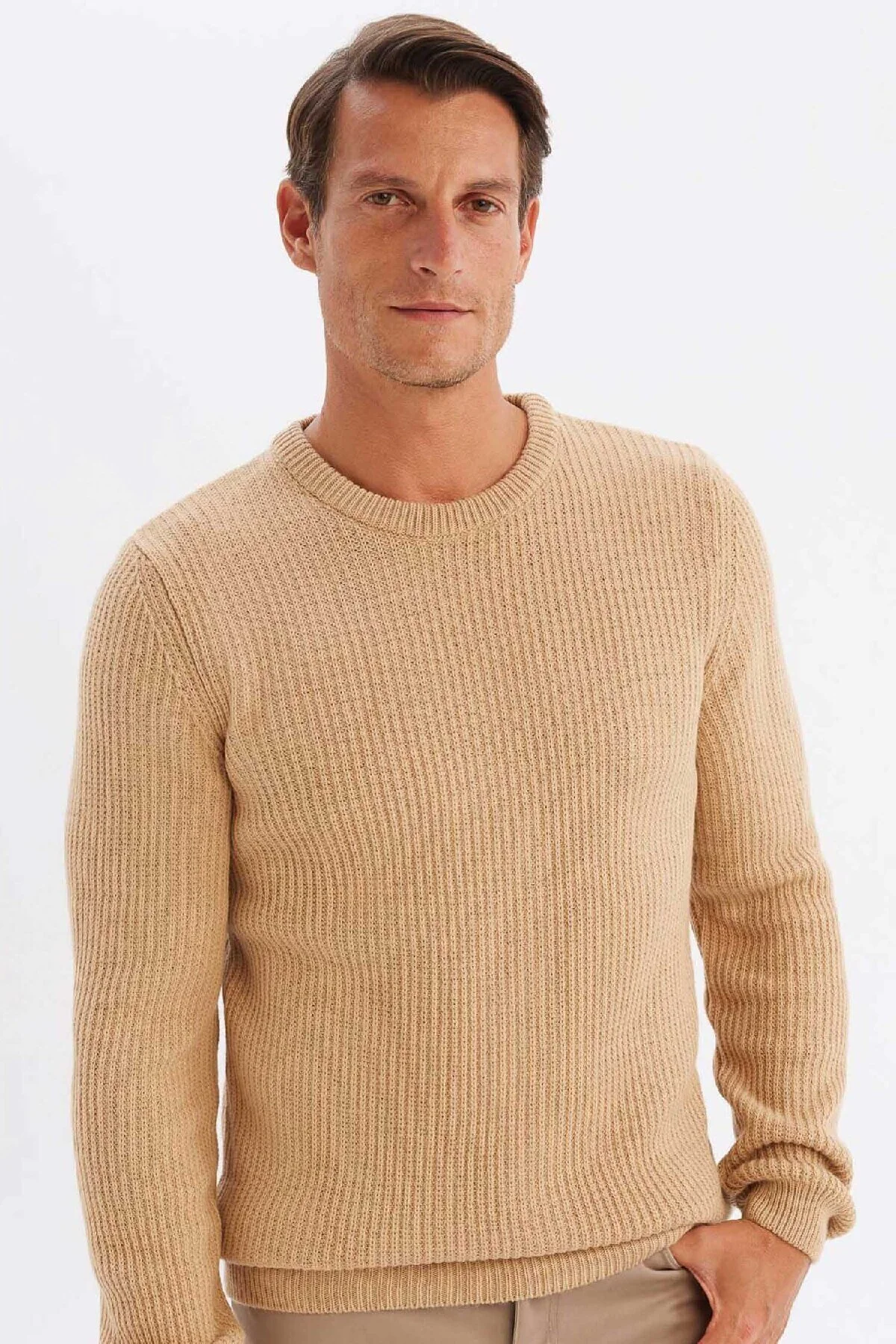 Bild von DeFacto Beige Standard-passform, Normaler Schnitt, Strukturierter Strickpullover Mit Rundhalsausschnitt C8814ax24wn für Herren - L