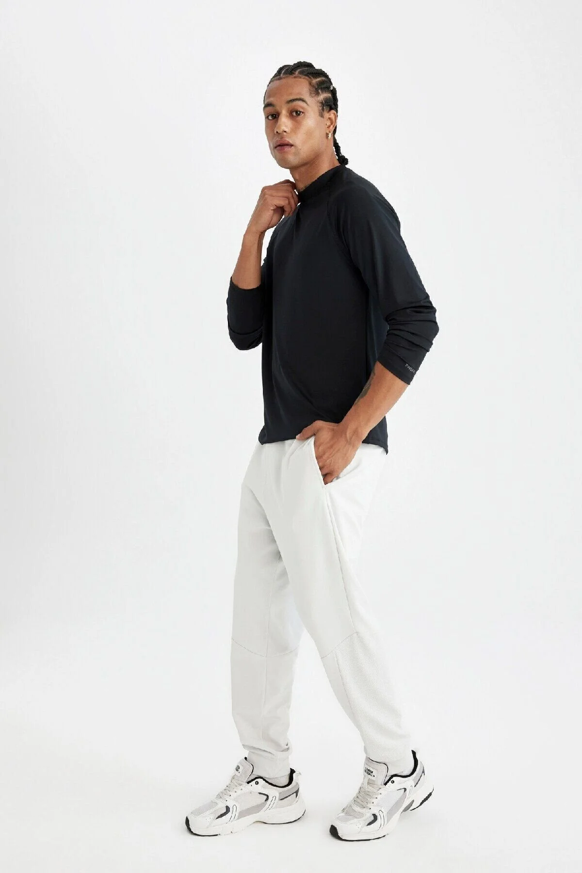 Bild von DeFacto Sport-jogger-jogginghose – Standard-passform, Elastische Taille Und Taschen C9174ax24au für Herren - XL