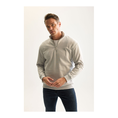Bild von DeFacto Graues Fleece-Baumwoll-Sweatshirt für Herren im Test