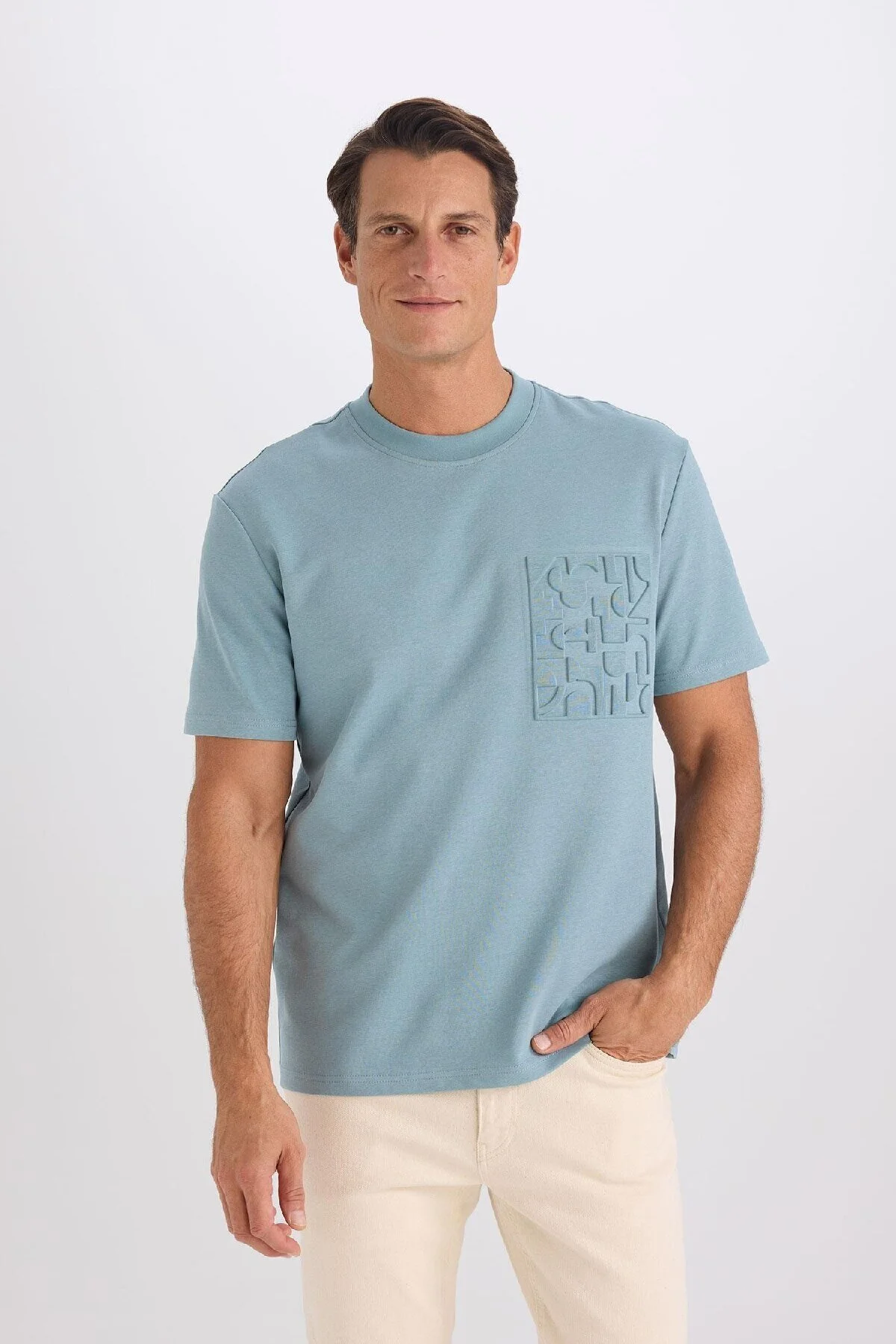Bild von DeFacto Kurzarm-t-shirt Aus Schwerem Stoff Mit Normaler Passform Und Rundhalsausschnitt für Herren - 2XL