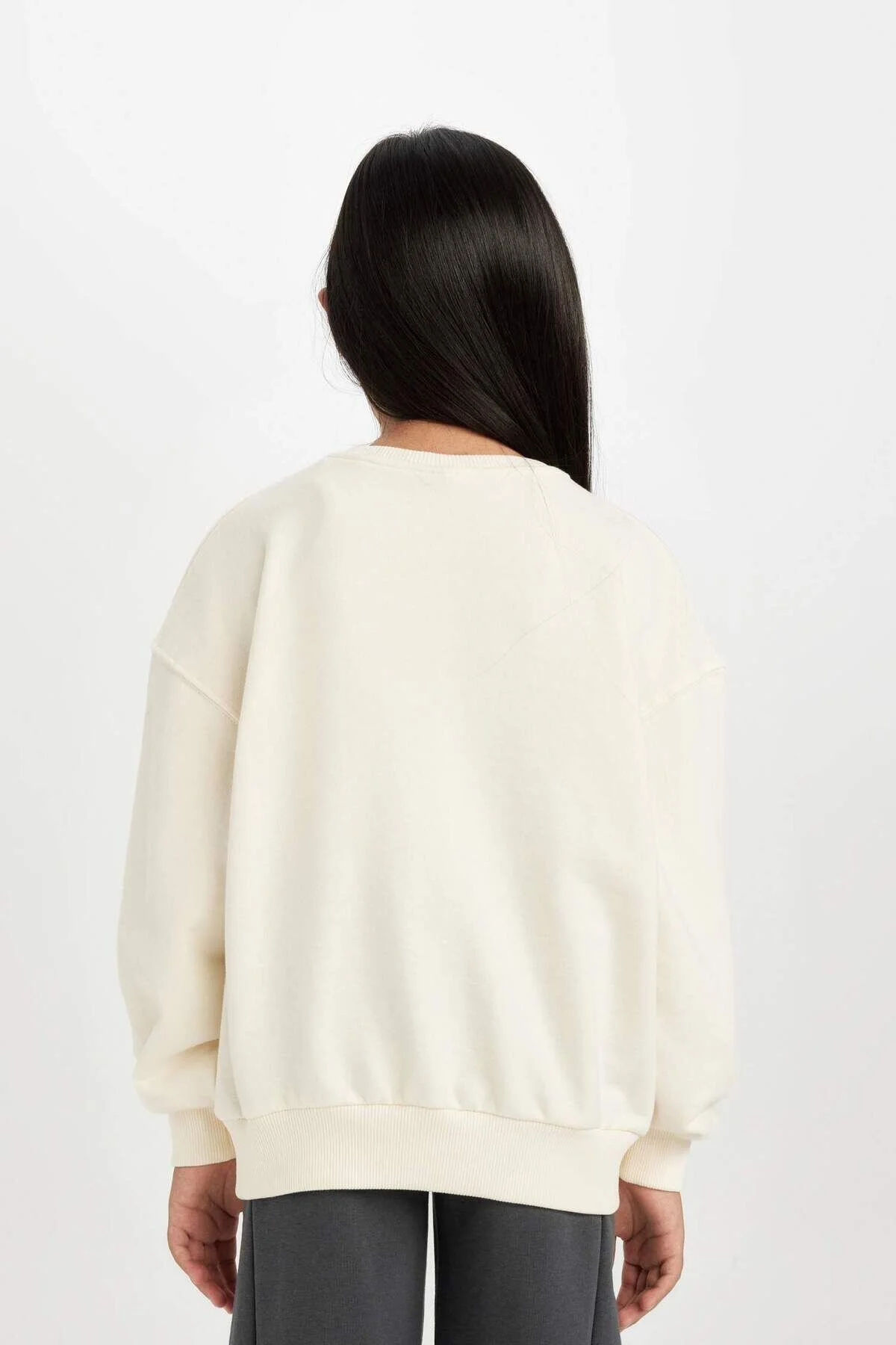 Bild von DeFacto Übergroßes, Breites, Bedrucktes Sweatshirt Mit Rundhalsausschnitt Für Mädchen für Damen - 11–12 Jahre