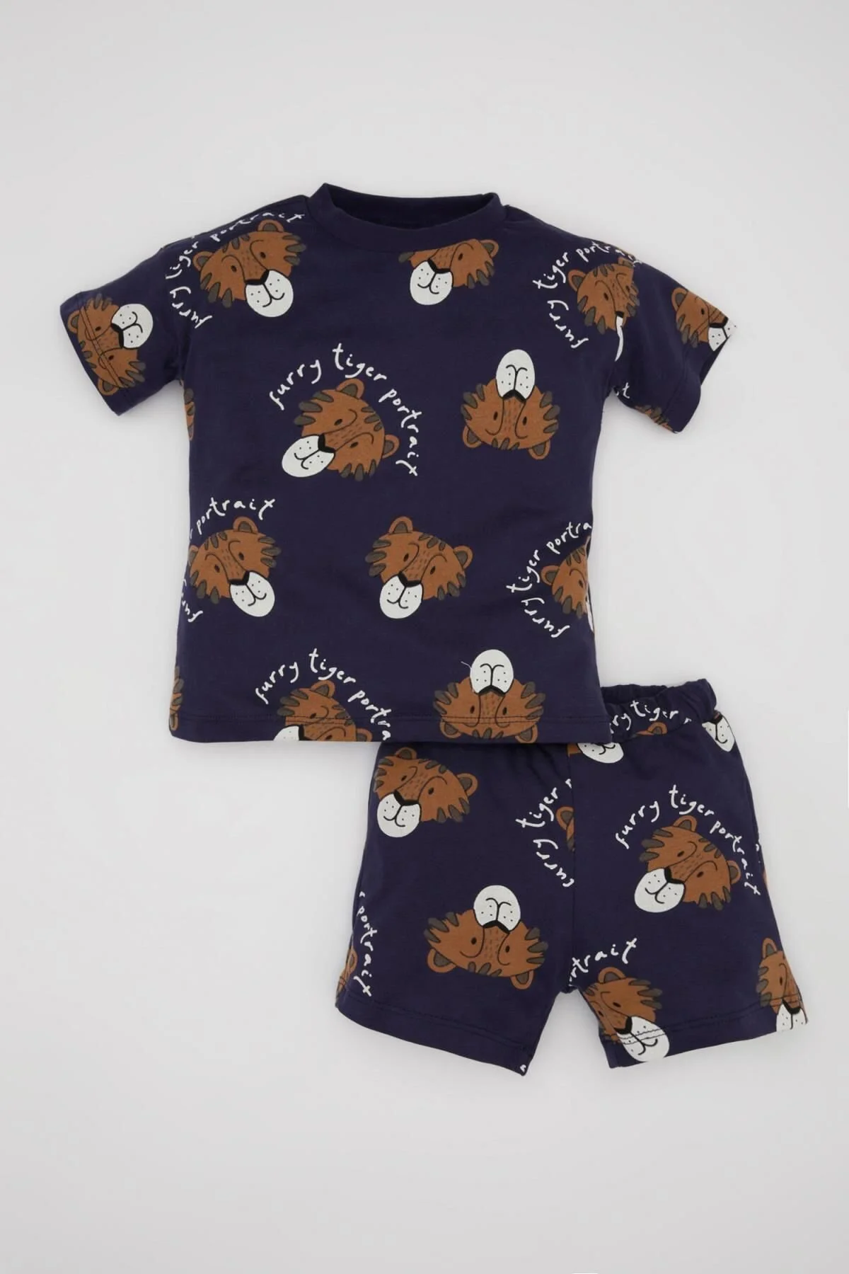 Bild von DeFacto Bedrucktes Kurzarm-t-shirt Und Shorts Mit Elastischem Bund Für Babys – C5859a524sm für Herren - 12–18 Monate