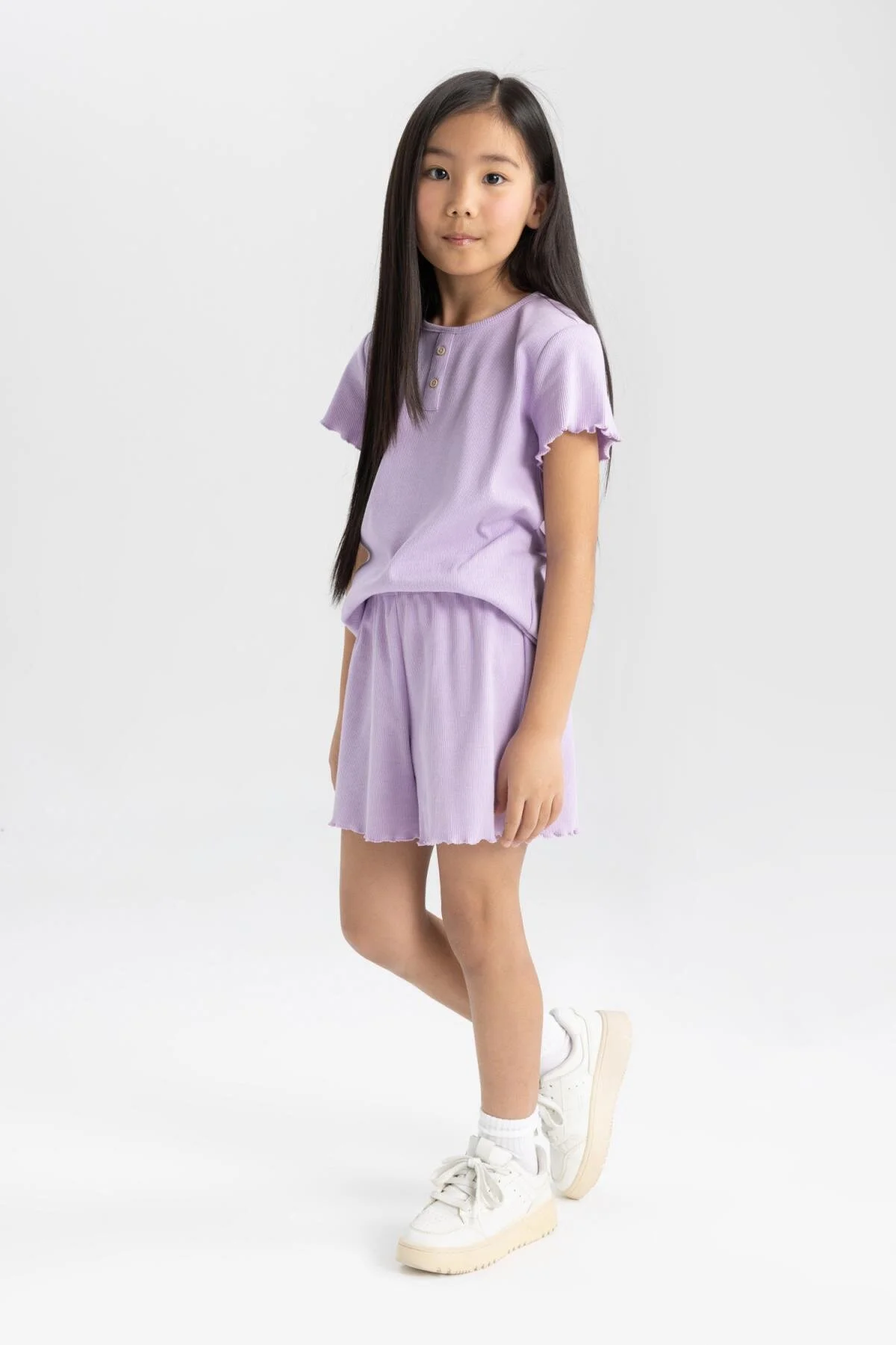 Bild von DeFacto Mädchen Pyjama-set Mit Geripptem Camisole Und Kurzen Ärmeln Und Shorts C2837a824sm für Damen - 13–14 Jahre