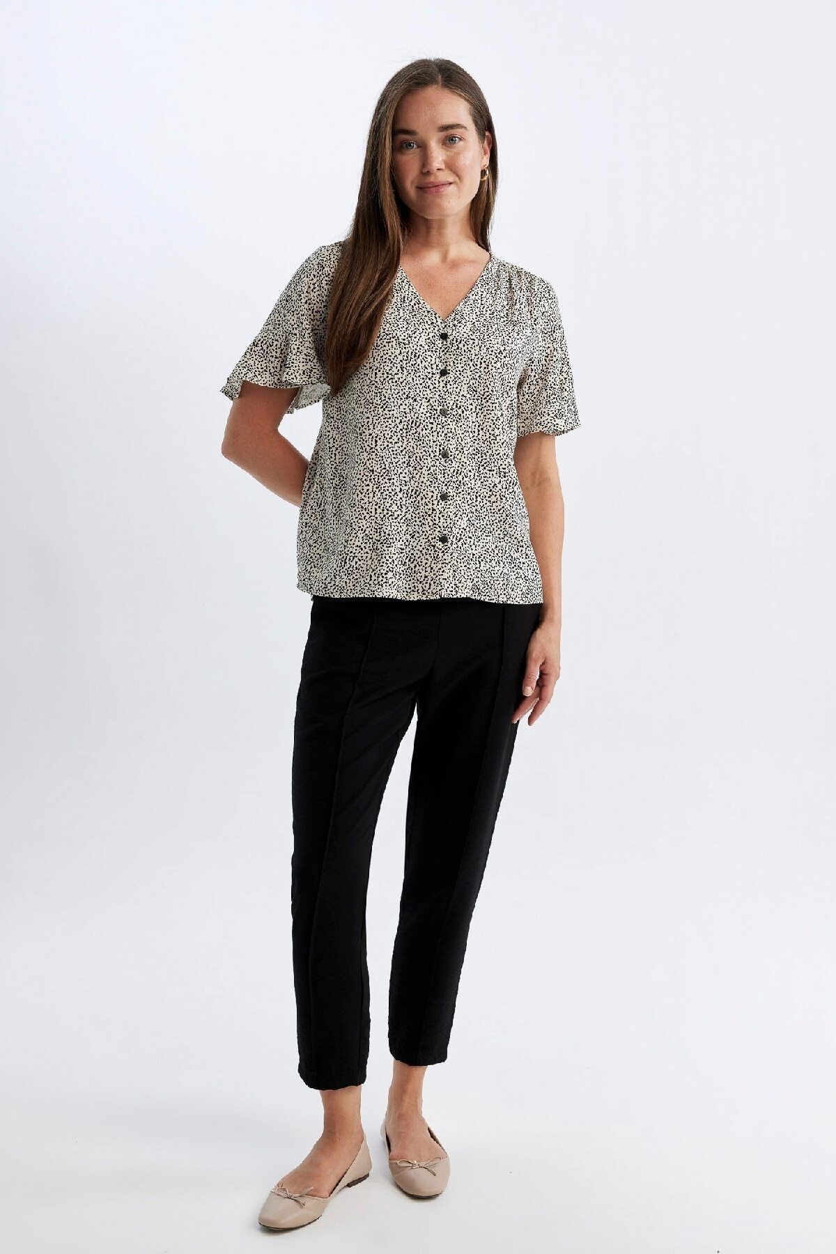 Bild von DeFacto Schwarze Joggerhose Mit Elastischem Bund Und Schnürung, Basic, Gerades Bein D2573ax24au für Damen - 42