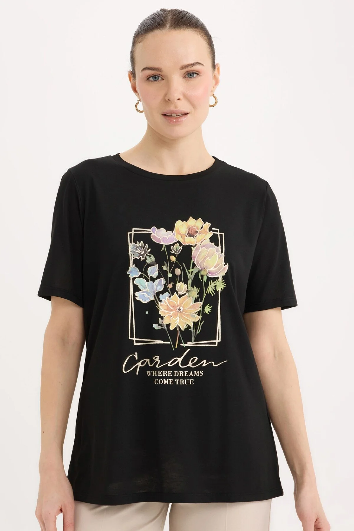 Bild von DeFacto Bedrucktes Kurzarm-t-shirt Mit Normaler Passform Und Rundhalsausschnitt für Damen - 2XL