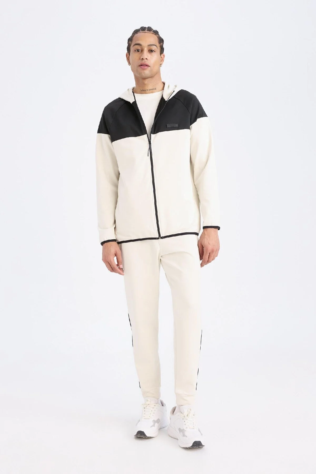 Bild von DeFacto Defactofit – Standard-fit-jogger-jogginghose Mit Elastischem Bund Für Sportler – Skuba-taucherstoff für Herren - S