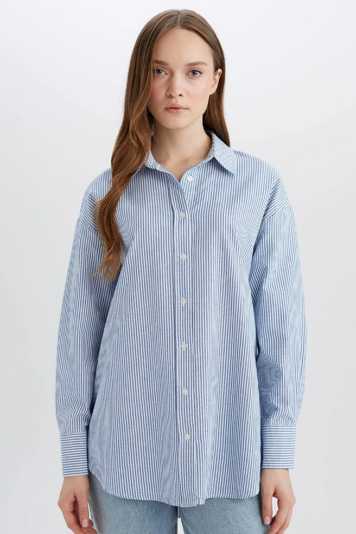 Bild von DeFacto Gestreiftes Oxford-tunika-shirt Mit Relax-fit – Lange Ärmel für Damen - S