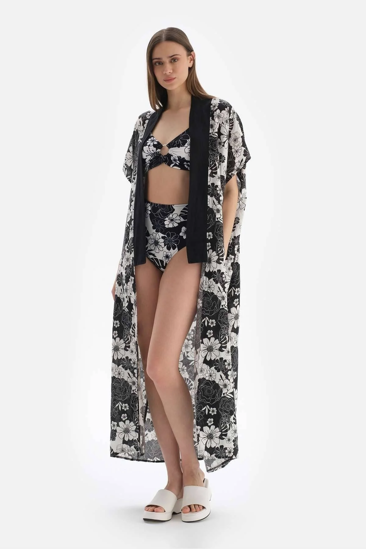 Bild von Dagi Schwarz-weißer Langer Kimono Aus Leinen für Damen - S/M