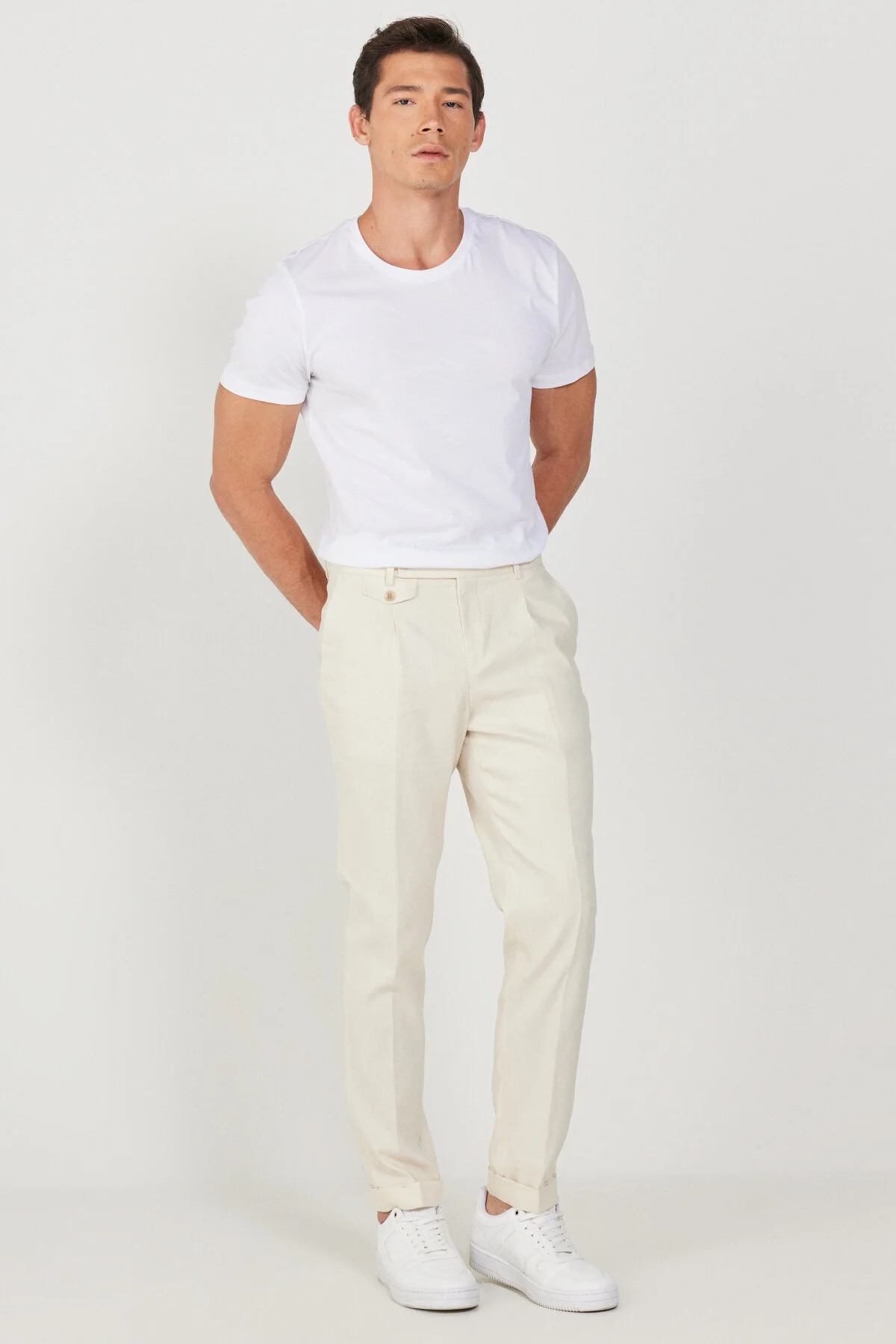 Bild von ALTINYILDIZ CLASSICS Altıny Yıldız Classics Normale Taille Schmales Bein Slim Fit Hellbeige Hose für Herren - 50