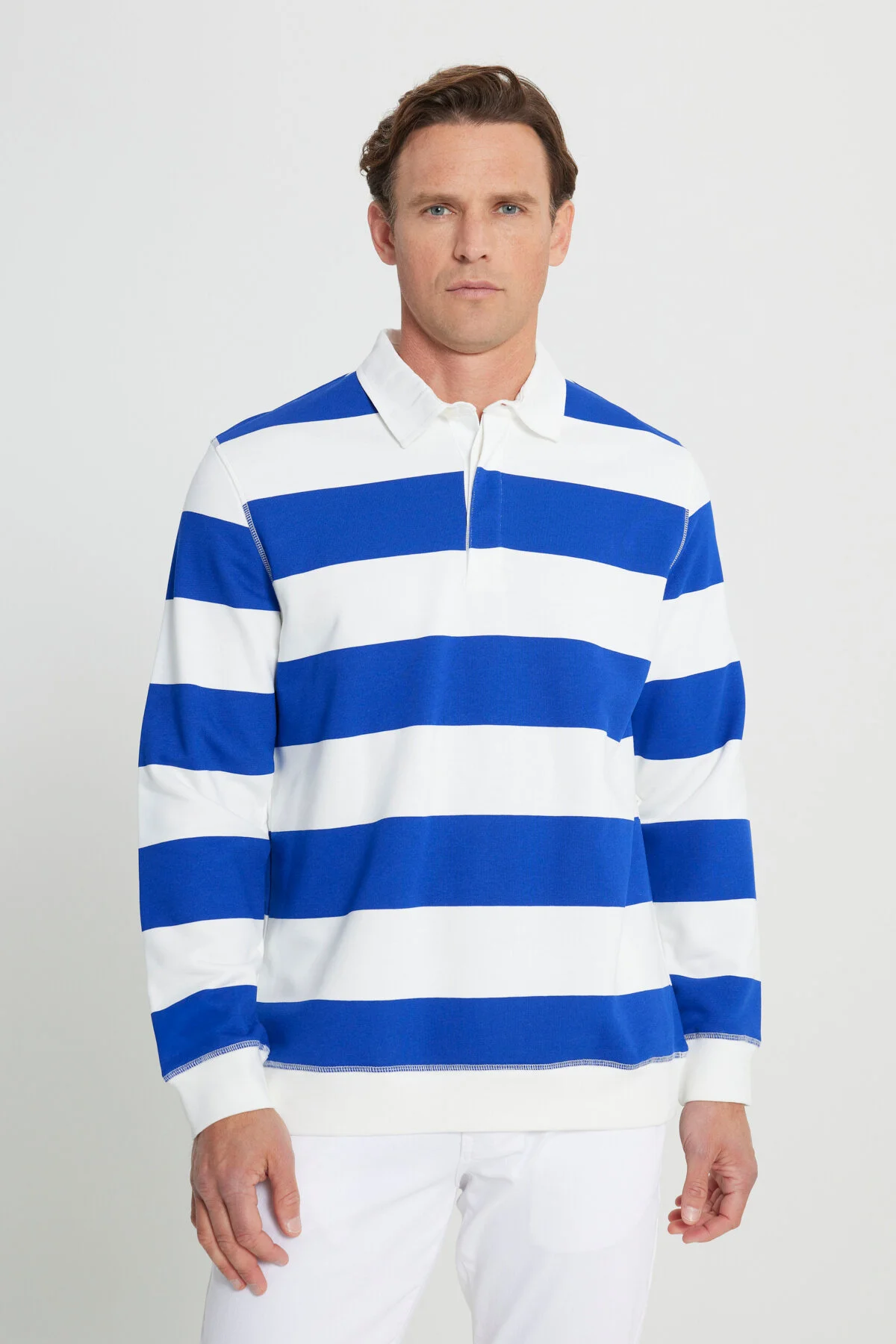 Bild von AC&Co / Altınyıldız Classics Ecru K.blue Standard Fit Regular Cut Baumwoll-sweatshirt Mit Fleece-innenseite Und 3-fädigem Polokragen für Herren - S