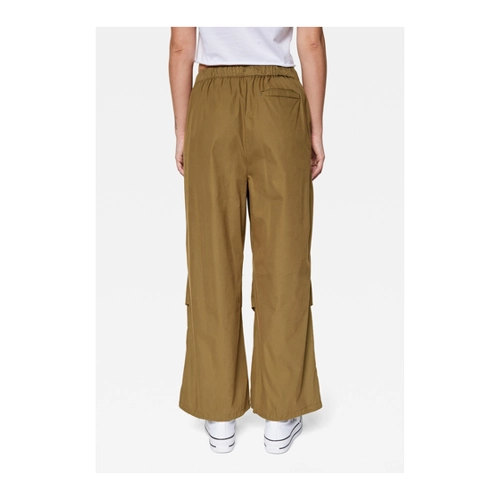 Bild von Mavi Cargohose "WOVEN PANTS" - Parachute Hose im Test