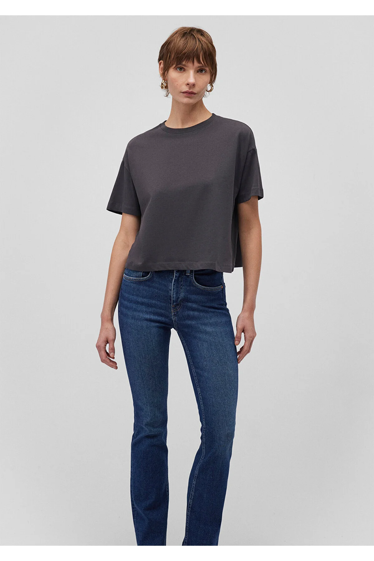 Bild von Mavi Anthrazitfarbenes Loose-fit-t-shirt Mit Rundhalsausschnitt -70087 für Damen - M