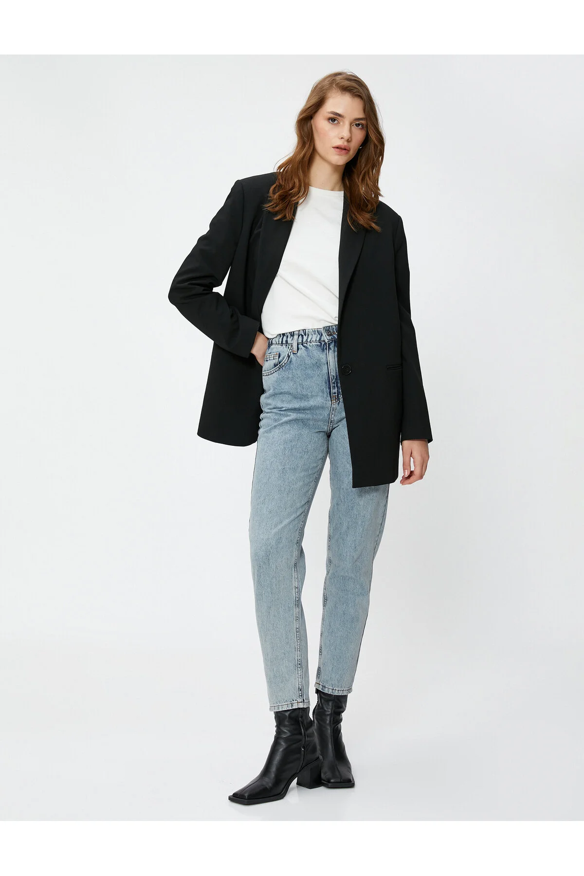 Bild von Koton Jeans Mit Hoher Taille Und Leicht Schmalem Bein – Mom-jeans für Damen - 28/32