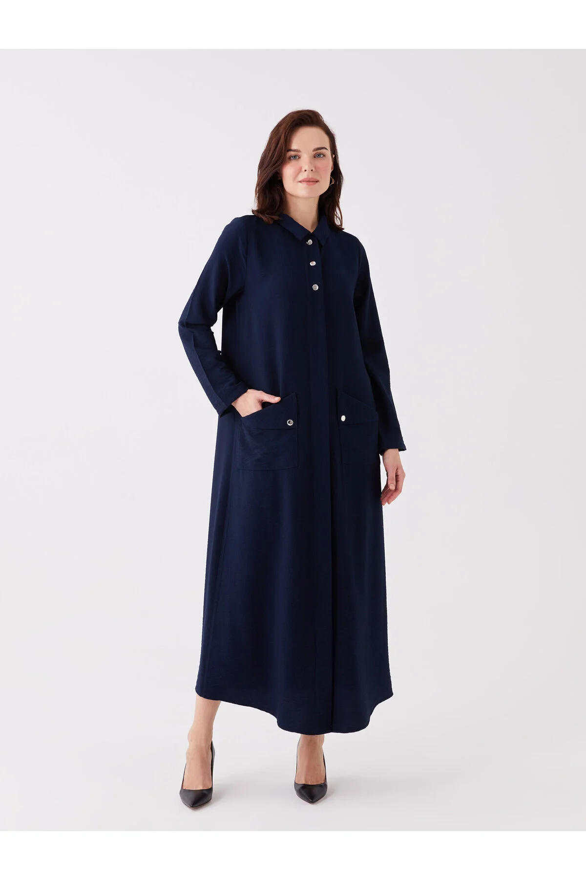 Bild von LC Waikiki Hemdkragen, Einfarbig, Langärmlig, Abaya für Damen - 46