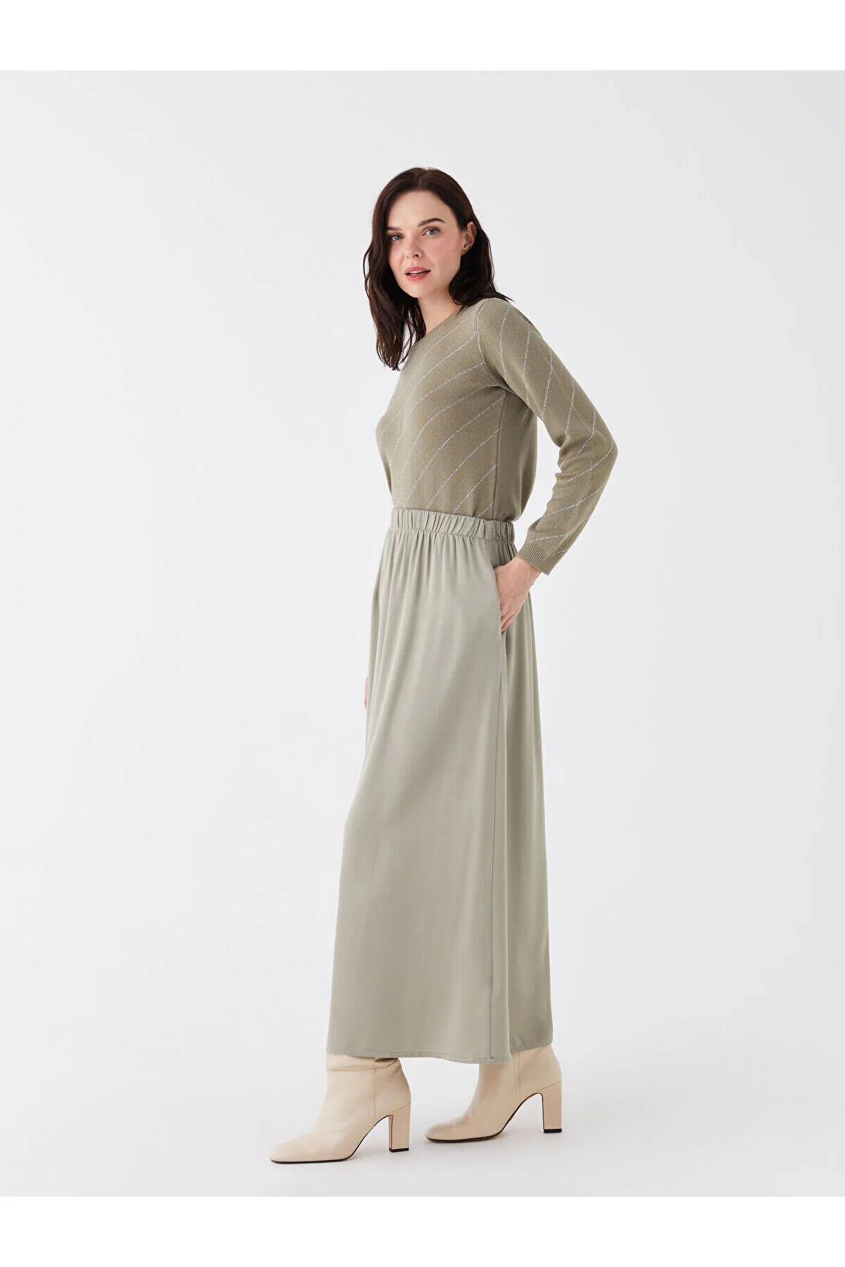 Bild von LC Waikiki Lcw Straight-rock Mit Elastischem Bund für Damen - 50