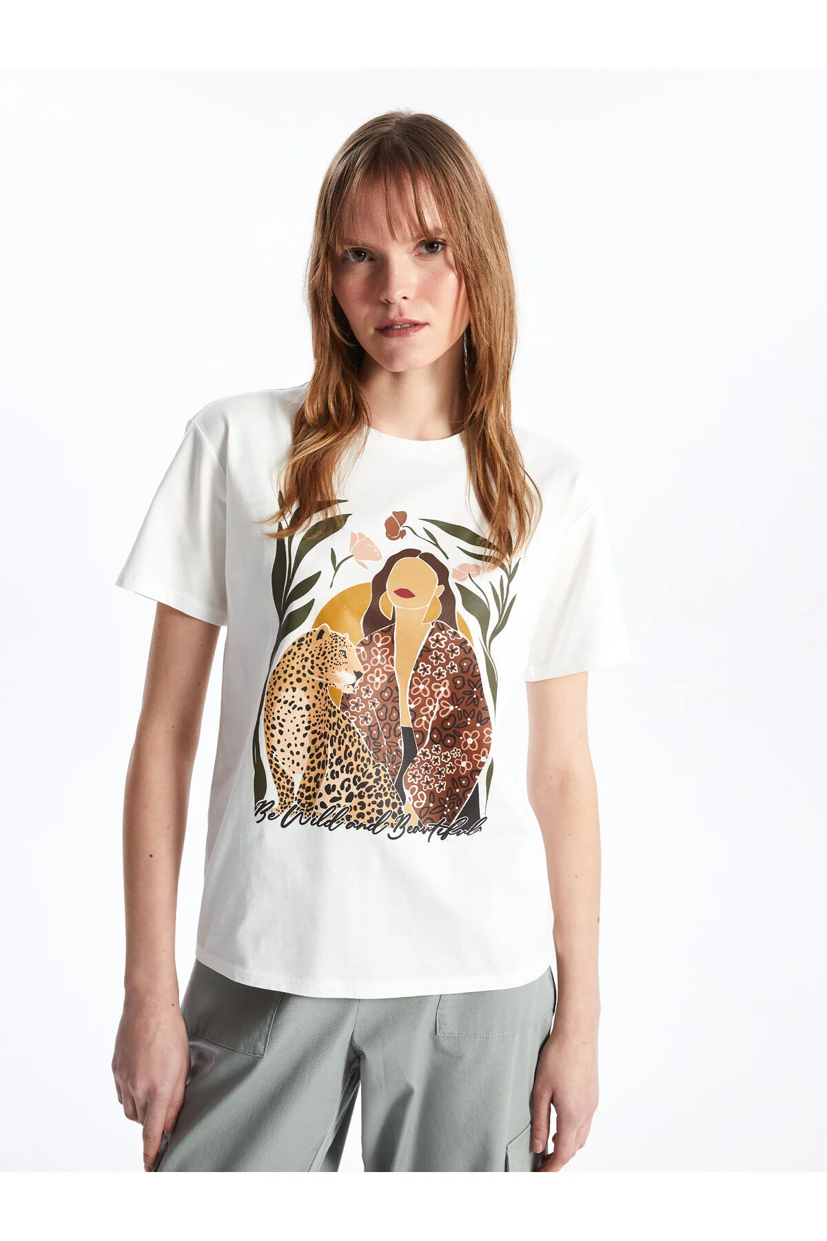 Bild von LC Waikiki – Bedrucktes Kurzarm-t-shirt Mit Rundhalsausschnitt für Damen - 2XL
