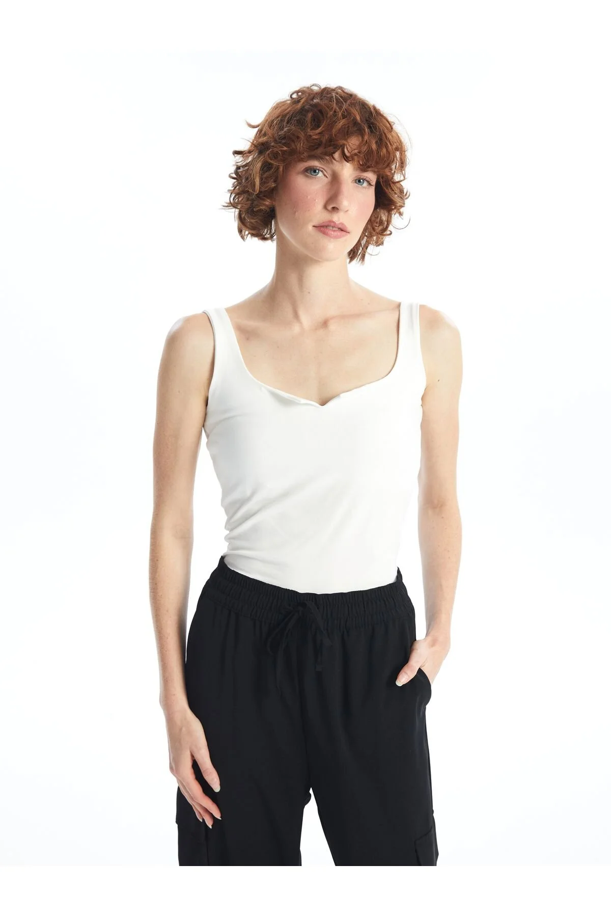 Bild von LC Waikiki Crop-tanktop – U-ausschnitt, Gerader Schnitt für Damen - S