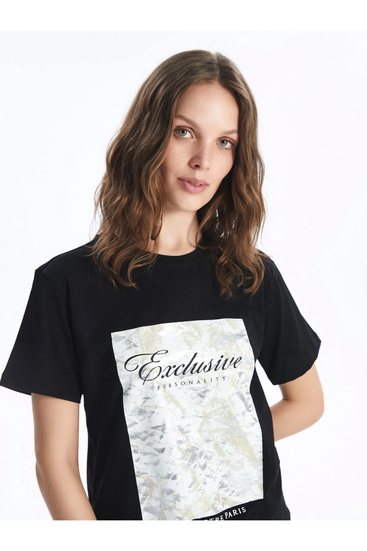 Bild von LC Waikiki – Bedrucktes Kurzarm-t-shirt Mit Rundhalsausschnitt für Damen - S