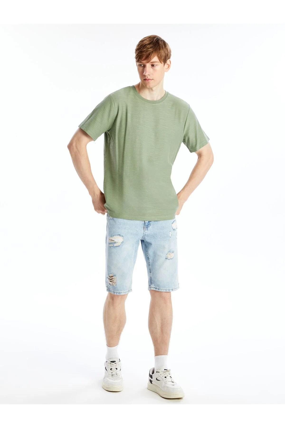 Bild von LC Waikiki Jeansshorts – Standardgröße für Herren - 36