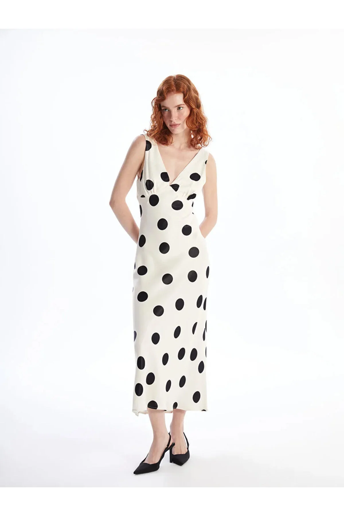 Bild von LC Waikiki Lcw Vision – Weiß Bedrucktes, Gepunktetes Satin-kleid Mit V-ausschnitt für Damen - XS