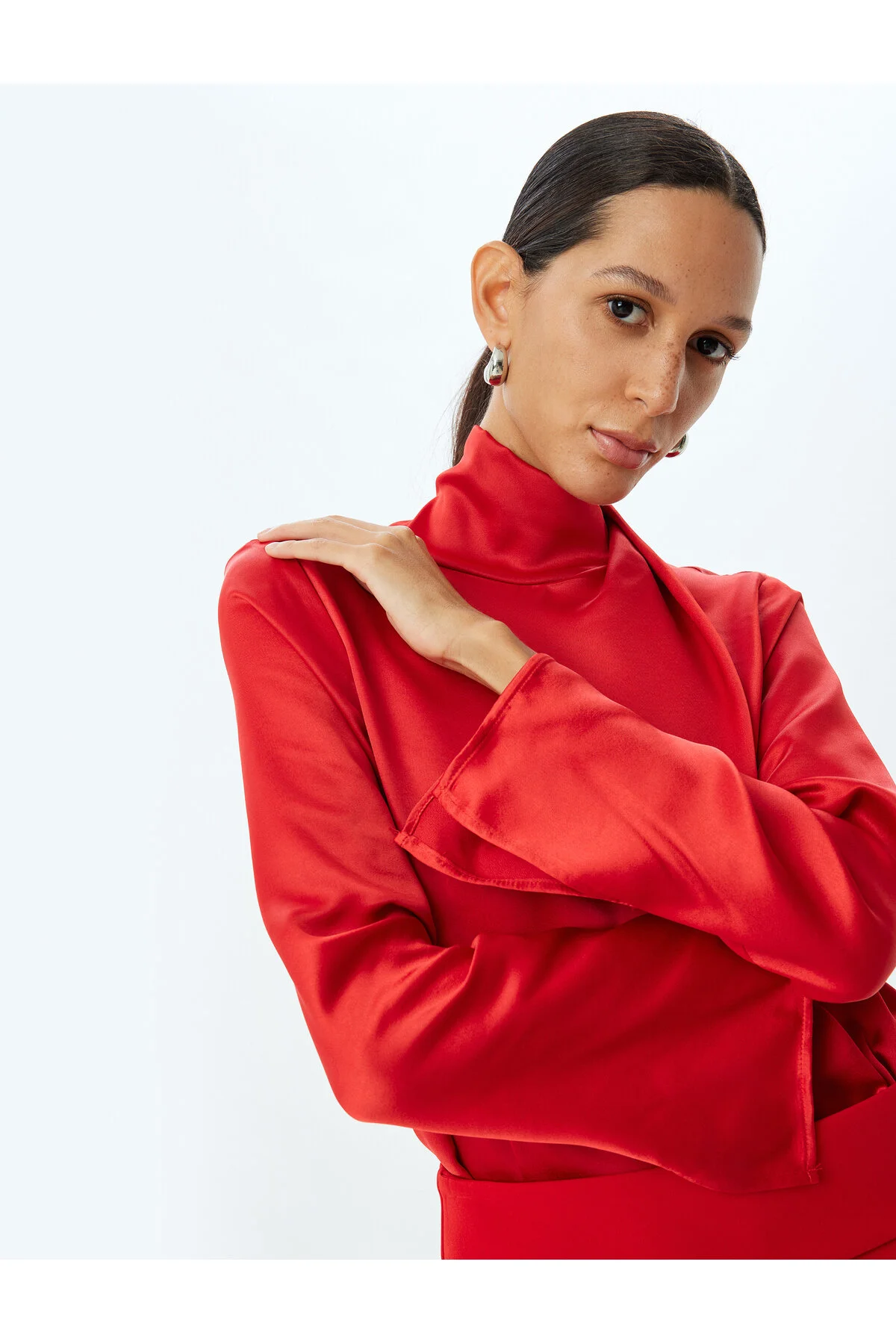 Bild von Koton Satinbluse, Asymmetrisch, Stehkragen, Drapiert, Langärmlig für Damen - 38